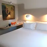 Hotel Le Marcel Paris Gare De L\'Est