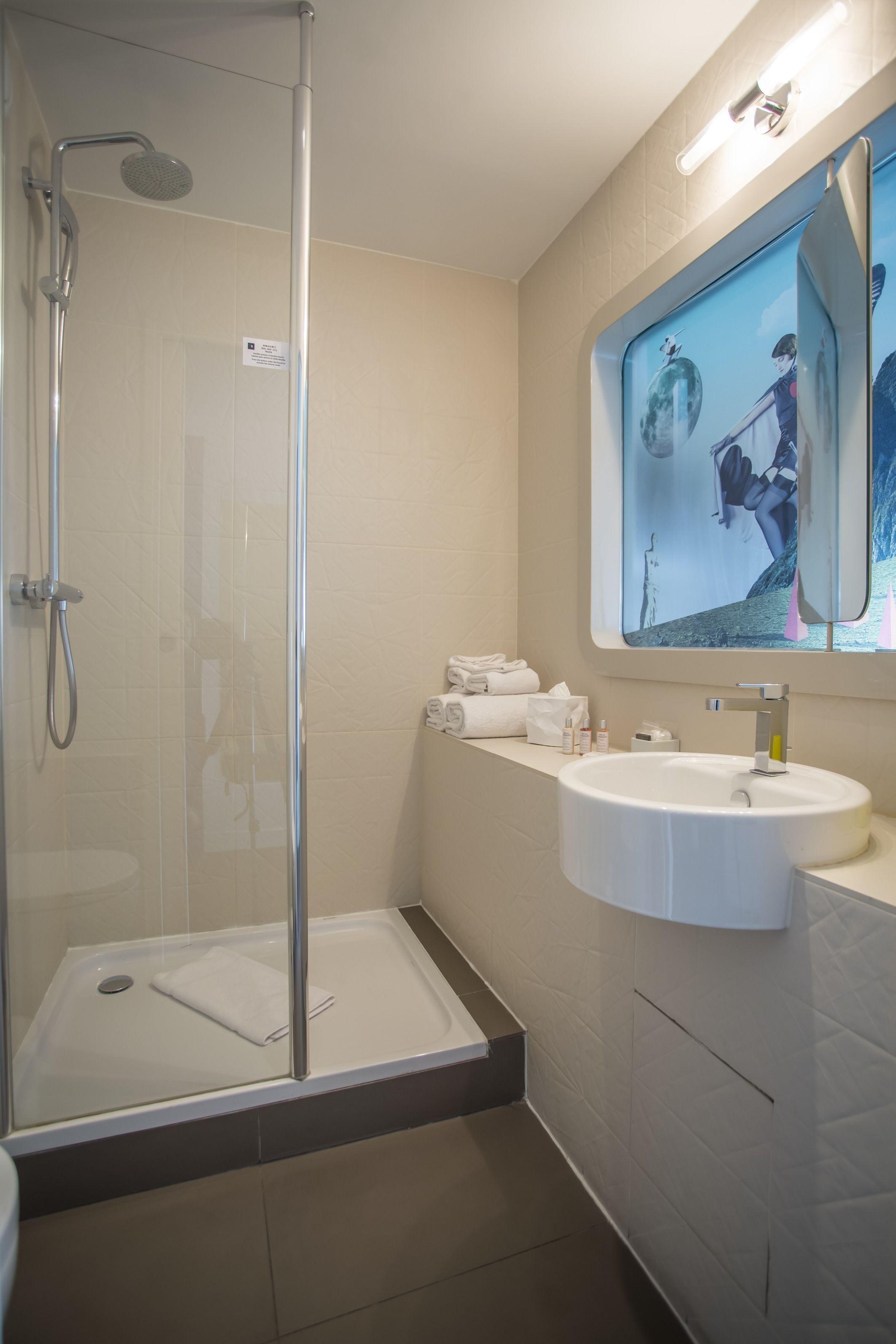 Hotel Le Marcel Gare De L'est 4*