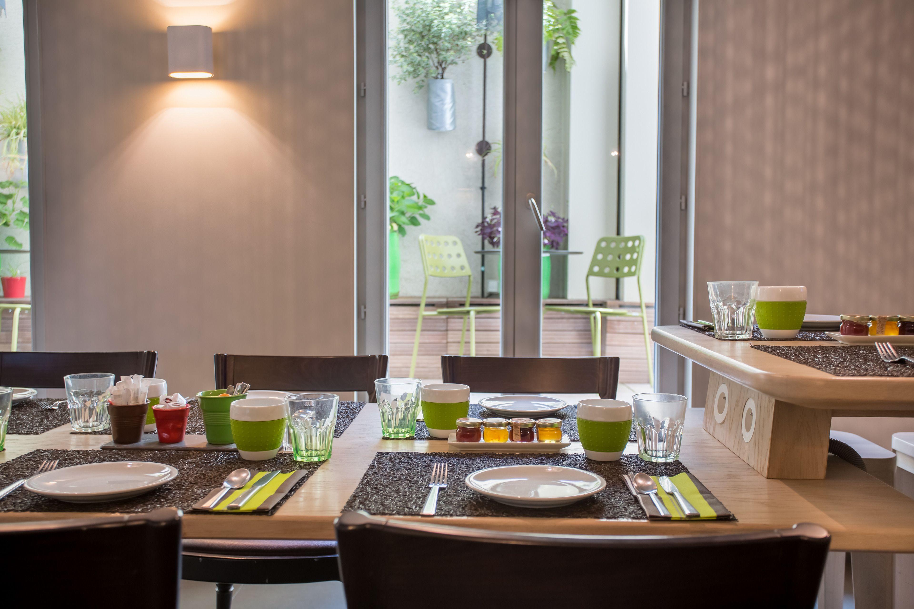 Hotel Le Marcel Gare De L'est Parigi