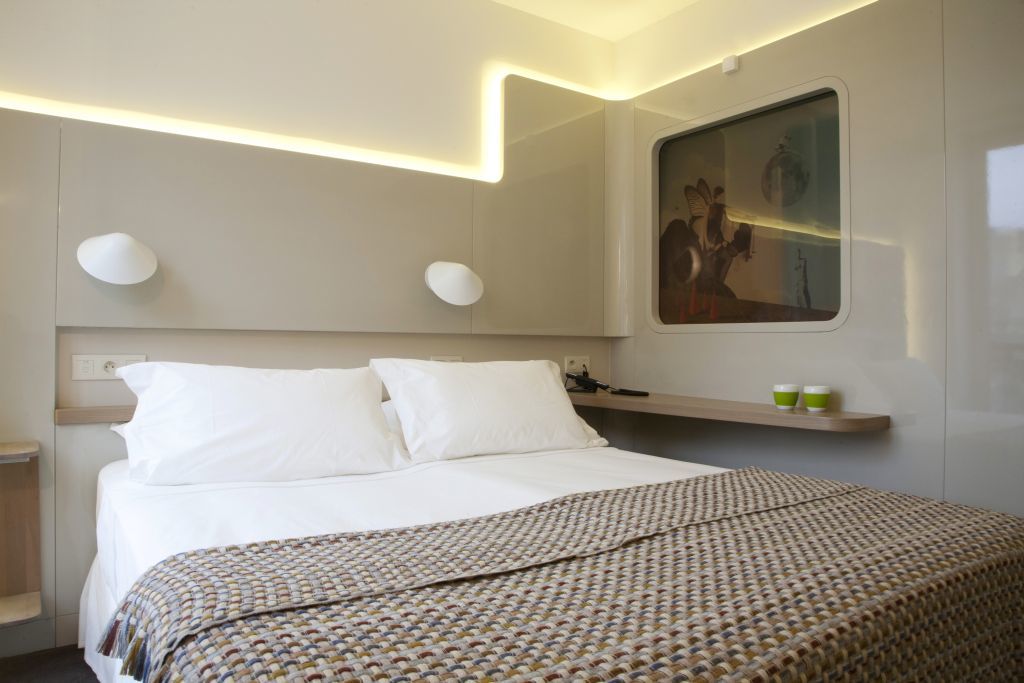 Le Marcel Gare De L'est Hotel